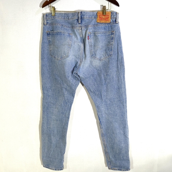 Levis | 512 Men's Light Blue Distressed Jeans - Picture 5 of 10
